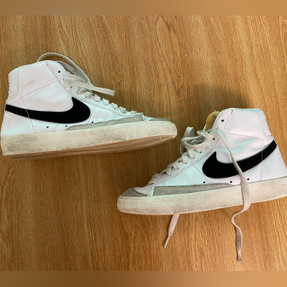 Nike Blazer Mid ‘77
